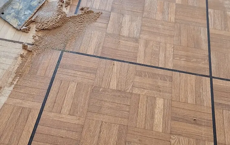Intervento di levigatura su un pavimento in parquet
